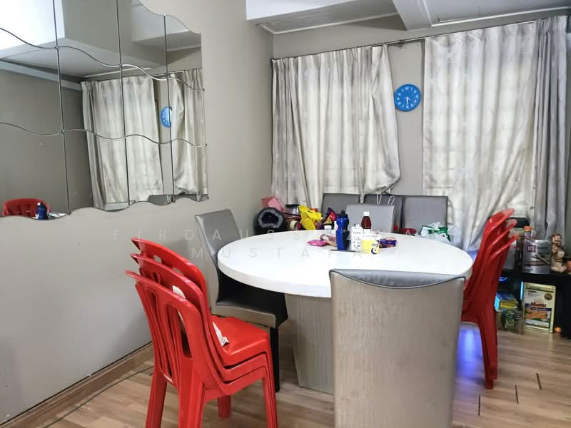 2.5-storey Terraced House for Sale in Ampang Jaya (Ampang) - Firdaussazwan Mustafa - Dining Room - PropertyGuru.com.my