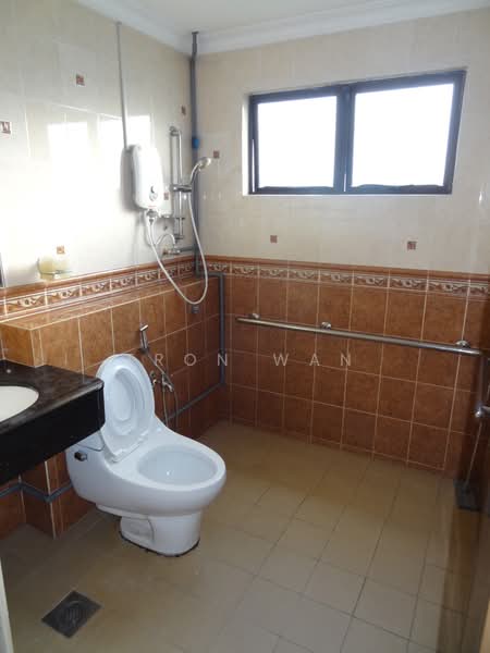 Robson Condominium untuk Untuk Disewa - RM 1,999 /bulan, Mac 2026 - Bathroom - PropertyGuru.com.my