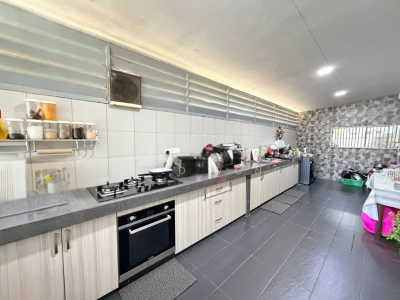 Bungalow for Sale in Cyberjaya (Selangor) - Jared Wong - Kitchen - PropertyGuru.com.my