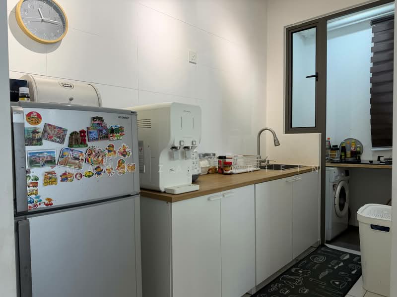 Kenwingston Platz untuk Untuk Dijual - RM 480,000, Mac 2026 - Kitchen - PropertyGuru.com.my