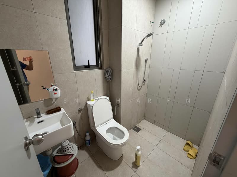 Kenwingston Platz untuk Untuk Dijual - RM 480,000, Mac 2026 - Bathroom - PropertyGuru.com.my