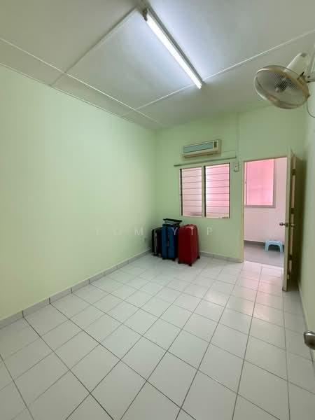 Subang Bestari untuk Untuk Dijual - RM 650,000, Mac 2026 - Interior - PropertyGuru.com.my