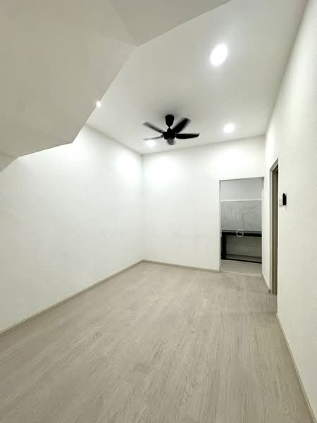 2.5-storey Terraced House for Sale in Taman Menglembu Impiana Adril (Menglembu) - Levi Chong - Interior - PropertyGuru.com.my