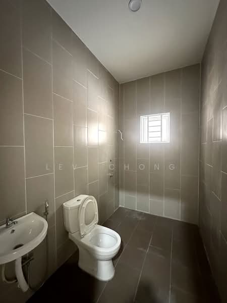 2.5-storey Terraced House for Sale in Taman Menglembu Impiana Adril (Menglembu) - Levi Chong - Bathroom - PropertyGuru.com.my