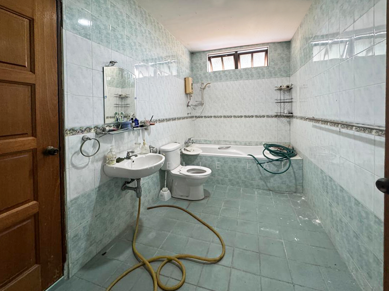 Bungalow for Sale in Gelugor (Penang) - Michelle Lai - Bathroom - PropertyGuru.com.my