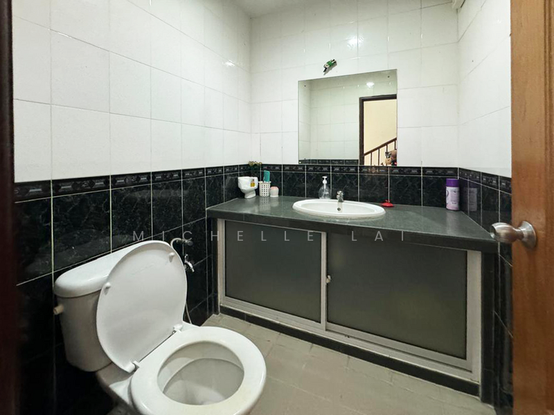 Bungalow for Sale in Gelugor (Penang) - Michelle Lai - Bathroom - PropertyGuru.com.my