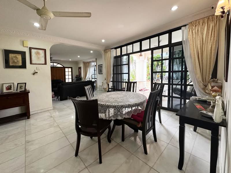 Rumah Banglo untuk Dijual di Gelugor (Penang) - Michelle Lai - Dining Room - PropertyGuru.com.my