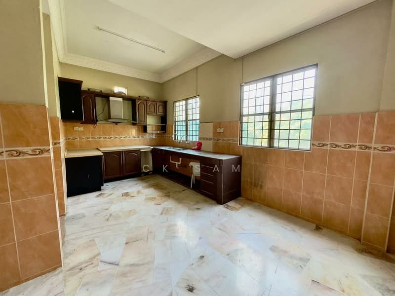 2-storey Terraced House for Sale in Rawang Perdana (Rawang) - CK Sam - Kitchen - PropertyGuru.com.my
