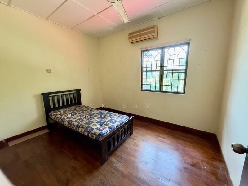 2-storey Terraced House for Sale in Rawang Perdana (Rawang) - CK Sam - Bedroom - PropertyGuru.com.my