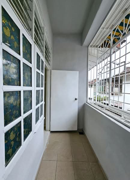 Bandar Baru Ampang untuk Untuk Dijual - RM 208,000, Mac 2026 - Balcony - PropertyGuru.com.my