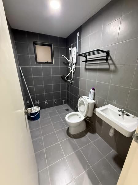 Vierra Residence untuk Untuk Disewa - RM 1,750 /bulan, Mac 2026 - Bathroom - PropertyGuru.com.my
