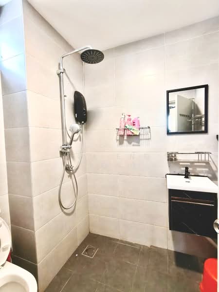 Service Residence for Rent at Gem Suites - Nga Eng Tiong - Bathroom - PropertyGuru.com.my