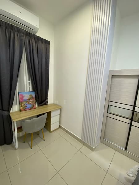 Apartment for Sale at D7 (D'Seven Lagoon Perdana) - Chew . - Study - PropertyGuru.com.my