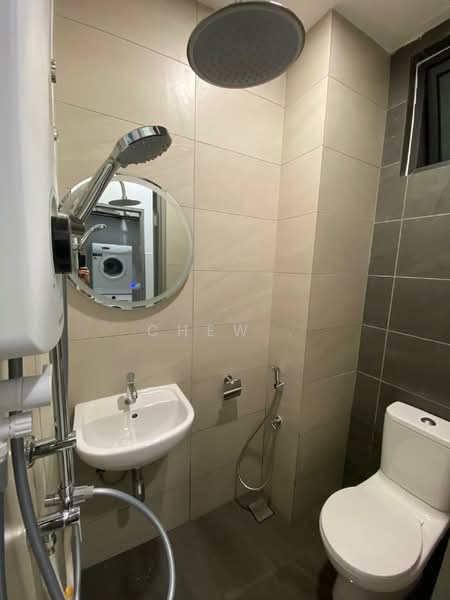 Apartment for Sale at D7 (D'Seven Lagoon Perdana) - Chew . - Bathroom - PropertyGuru.com.my