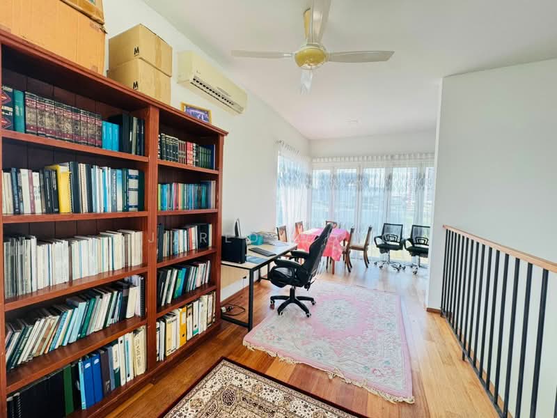 Lakefront Villa, Cyberjaya untuk Untuk Dijual - RM 2,500,000, Mac 2026 - Study - PropertyGuru.com.my