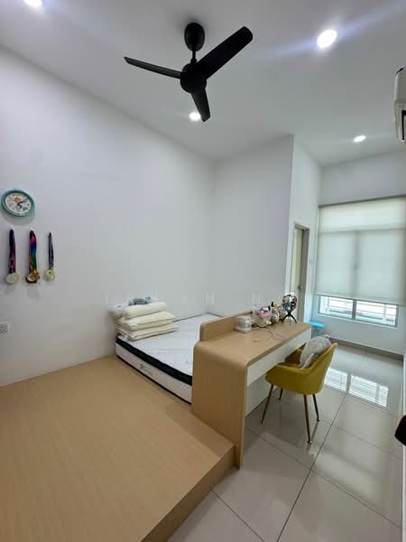 Rumah Teres 2 Tingkat untuk Dijual di Taman Mount Austin (Tebrau) - Irwyn Ng - Bedroom - PropertyGuru.com.my