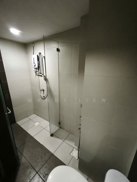Condominium for Sale at First Residence (Residensi Unggul) - Mandy Liew - Bathroom - PropertyGuru.com.my