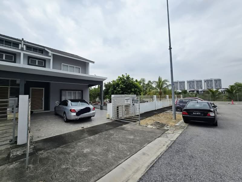 2-storey Terraced House for Sale in Cyberjaya (Selangor) - Syazue Wanie - Exterior - PropertyGuru.com.my