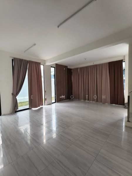 Cluster House for Sale in Bandar Seri Alam (Masai) - Ee Fong Toh - Living Room - PropertyGuru.com.my