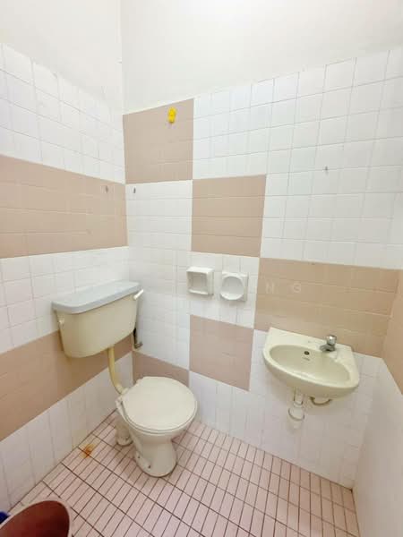 1-storey Terraced House for Sale in Johor Bahru (Johor) - Coco Feng Lily - Bathroom - PropertyGuru.com.my