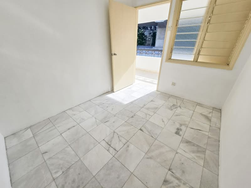 Condominium for Rent at Wickham Residence - Sandhu . - Helper's Room - PropertyGuru.com.my