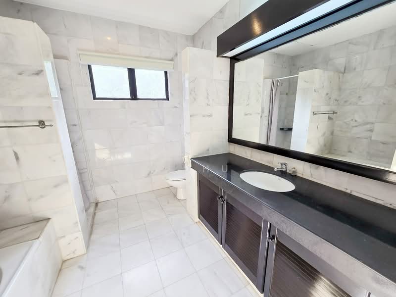 Condominium for Rent at Wickham Residence - Sandhu . - First Bathroom - PropertyGuru.com.my