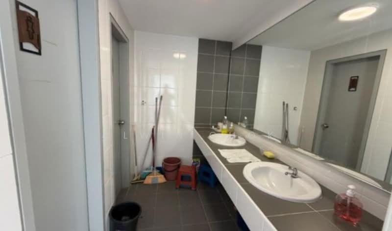Shop / Office for Rent in Bandar Bukit Raja (Klang) - Elwin Chok - Bathroom - PropertyGuru.com.my