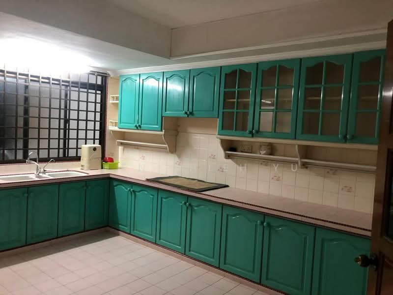 2-storey Terraced House for Sale in Taman Pelangi (Johor Bahru) - Chen Shieh Yu - Kitchen - PropertyGuru.com.my
