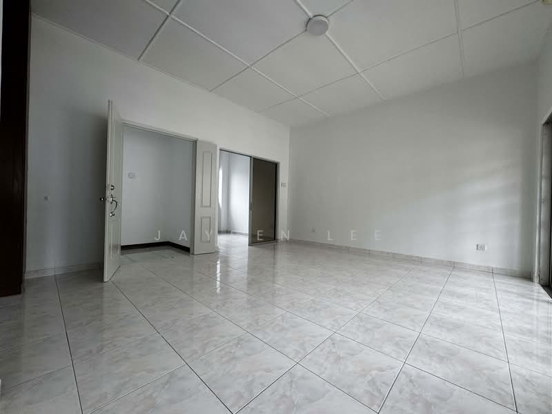 2.5-storey Terraced House for Sale in BANDAR PUCHONG JAYA (Puchong) - Jayden Lee - Interior - PropertyGuru.com.my