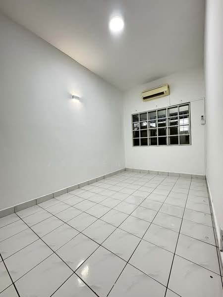 2.5-storey Terraced House for Sale in BANDAR PUCHONG JAYA (Puchong) - Jayden Lee - Interior - PropertyGuru.com.my