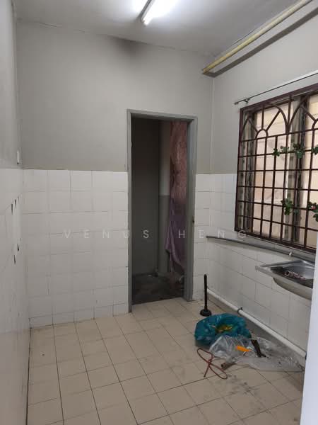 Apartment for Rent at Pangsapuri Seri Pulai - Venus Heng - Interior - PropertyGuru.com.my