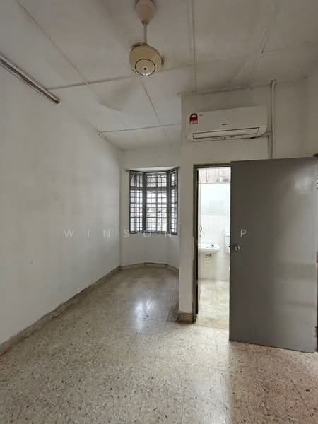 1-storey Terraced House for Sale in Taman Molek (Johor Bahru) - Winson Yap - Interior - PropertyGuru.com.my