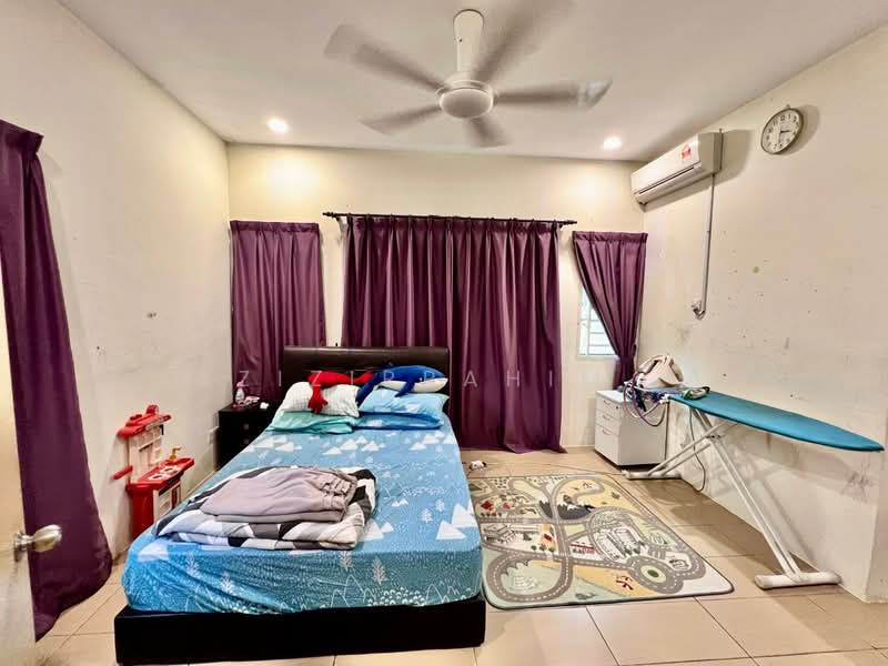 2-storey Terraced House for Sale in Kajang (Selangor) - Azizirrahim . - Bedroom - PropertyGuru.com.my