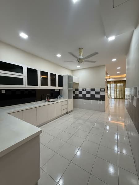 Setia Indah 9 untuk Untuk Dijual - RM 900,000, Mac 2026 - Kitchen - PropertyGuru.com.my