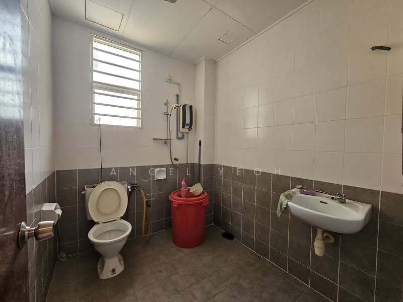 Taman Sungai Sering untuk Untuk Dijual - RM 1,150,000, Mac 2026 - Bathroom - PropertyGuru.com.my