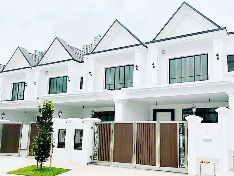 2-storey Terraced House for Sale in Bandar Seri Alam (Masai) - Winson Yap - Exterior - PropertyGuru.com.my