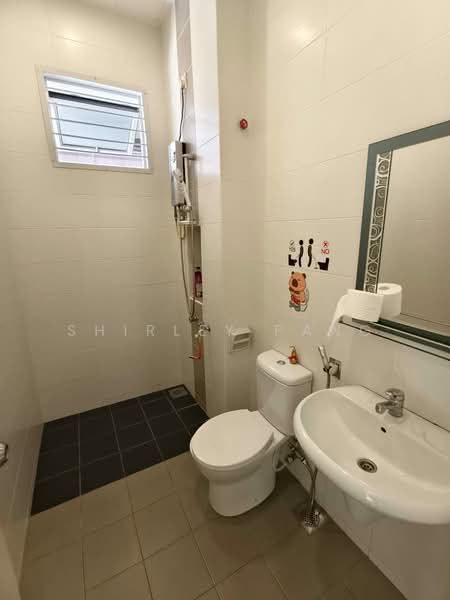 Semi-Detached House for Sale in Taman Nusa Bestari (Iskandar Puteri (Nusajaya)) - Shirley Pang - Bathroom - PropertyGuru.com.my