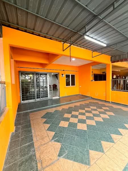 Taman Sri Haneco @ Semenyih untuk Untuk Dijual - RM 345,000, Mac 2026 - Exterior - PropertyGuru.com.my