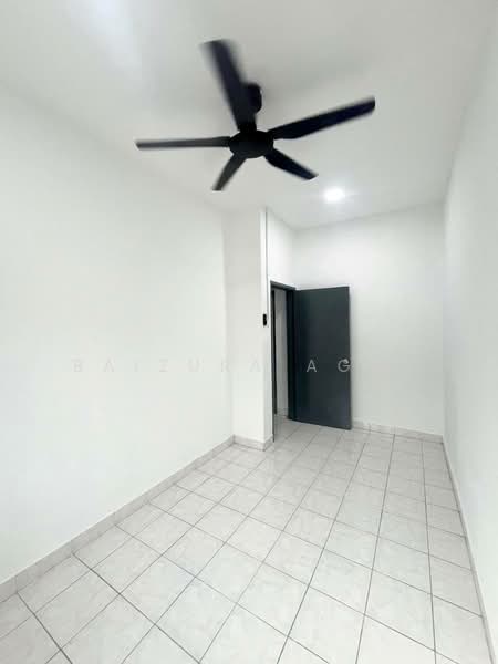 Taman Sri Haneco @ Semenyih untuk Untuk Dijual - RM 345,000, Mac 2026 - Interior - PropertyGuru.com.my