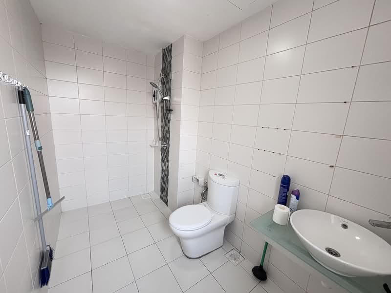 Service Residence for Rent at Greenfield Regency - Ang Wee Meng - Bathroom - PropertyGuru.com.my