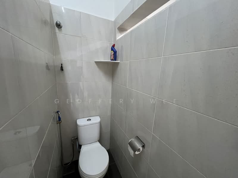 Bukit Beruang untuk Untuk Dijual - RM 430,000, Mac 2026 - Bathroom - PropertyGuru.com.my