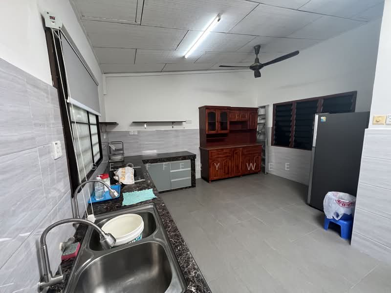 Bukit Beruang untuk Untuk Dijual - RM 430,000, Mac 2026 - Kitchen - PropertyGuru.com.my