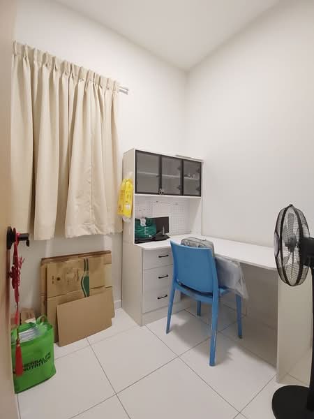 Service Residence for Rent at Sky Oasis Residence (Pangsapuri Oasis 1) - Daniel Tey - Study - PropertyGuru.com.my