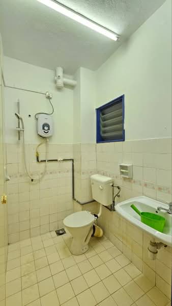 Condominium for Rent at Pandan Heights Condominium - Kenny Lai - Bathroom - PropertyGuru.com.my
