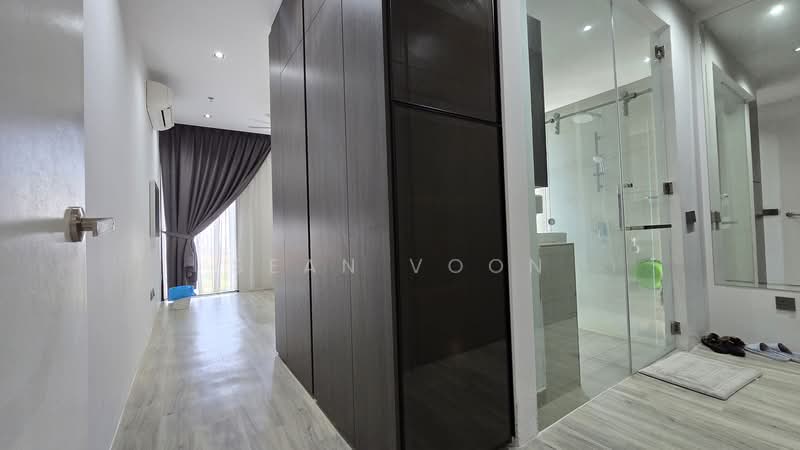 Service Residence for Rent at Lumi Tropicana - Sean Voon - Master Badroom - Walkway - PropertyGuru.com.my