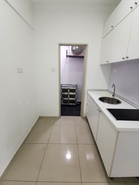 Centrestage Designer Suite untuk Untuk Disewa - RM 1,300 /bulan, Mac 2026 - Kitchen - PropertyGuru.com.my