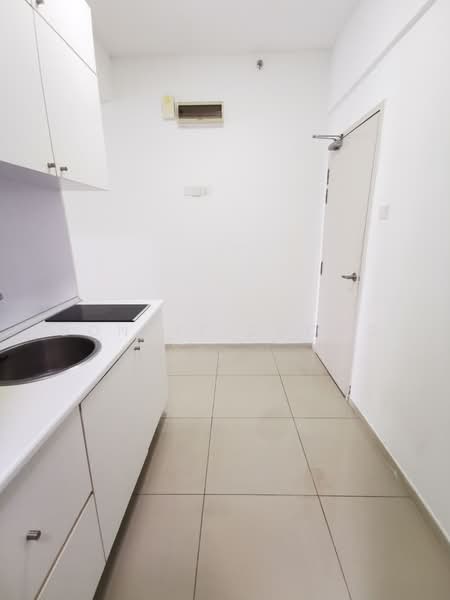 Centrestage Designer Suite untuk Untuk Disewa - RM 1,300 /bulan, Mac 2026 - Kitchen - PropertyGuru.com.my