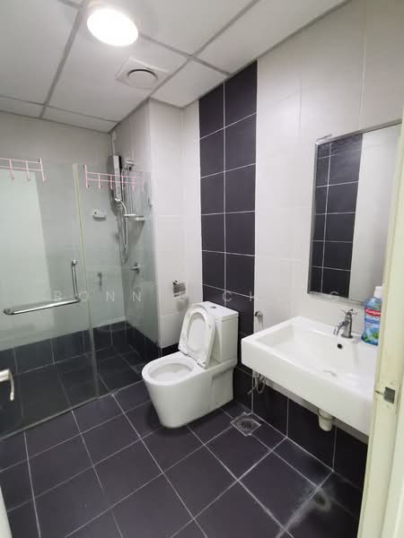 Centrestage Designer Suite untuk Untuk Disewa - RM 1,300 /bulan, Mac 2026 - Bathroom - PropertyGuru.com.my