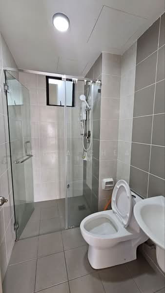Condominium for Sale at Upper East @ Tiger Lane - Chea Chea Lim - Bathroom - PropertyGuru.com.my