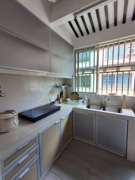 2-storey Terraced House for Sale in Taman Sri Pulai Perdana (Skudai) - Chen Shieh Yu - Kitchen - PropertyGuru.com.my